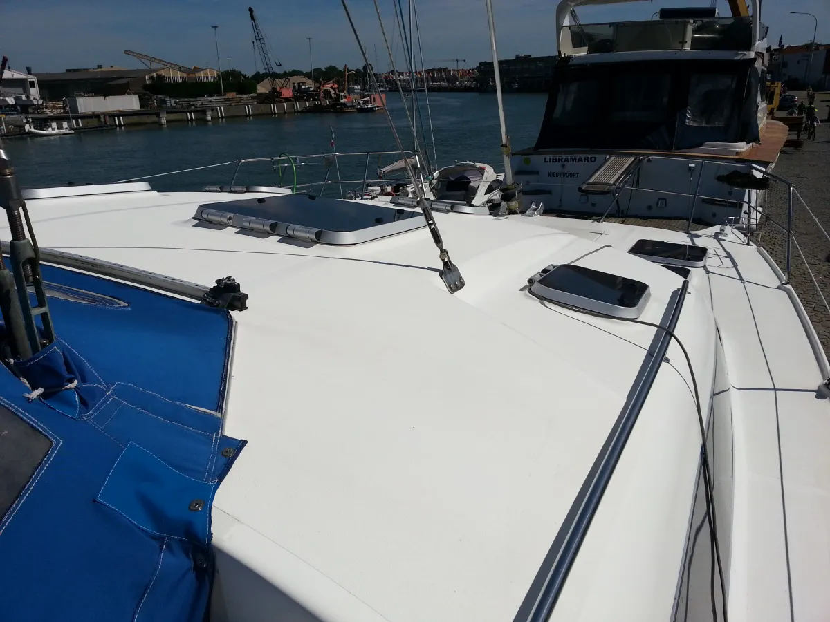 Polyester catamaran Prout 39 ESCALE CATAMARAN