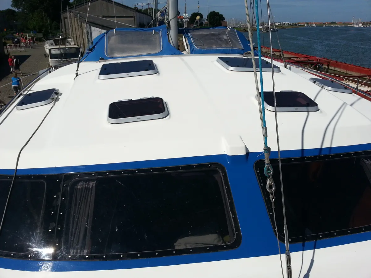 Polyester catamaran Prout 39 ESCALE CATAMARAN