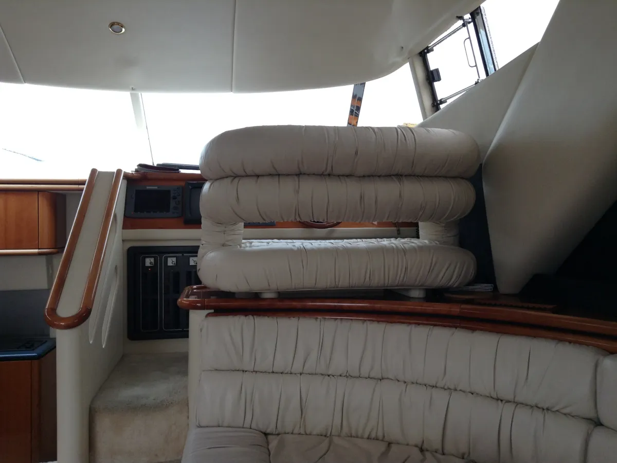 Polyester Motorboat Sunseeker Manhattan 46