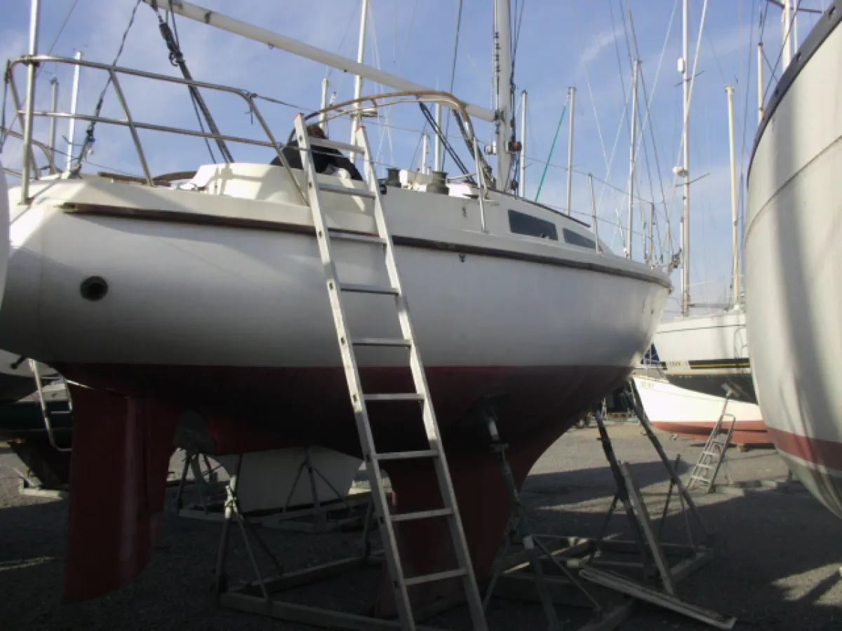 Polyester Sailboat CNSO 33 C.S.N.O.