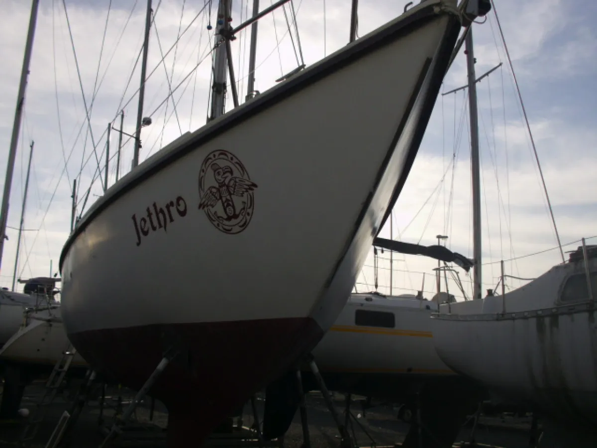 Polyester Sailboat CNSO 33 C.S.N.O.