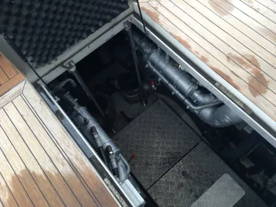 Polyester Motorboat Sunseeker Manhattan 46 Photo 29