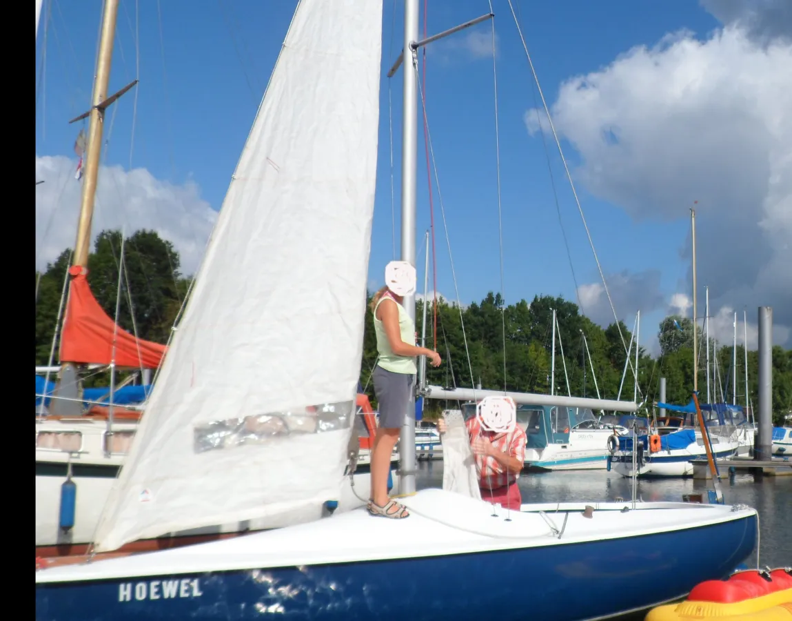 Polyester Sailboat Nautor Swan 