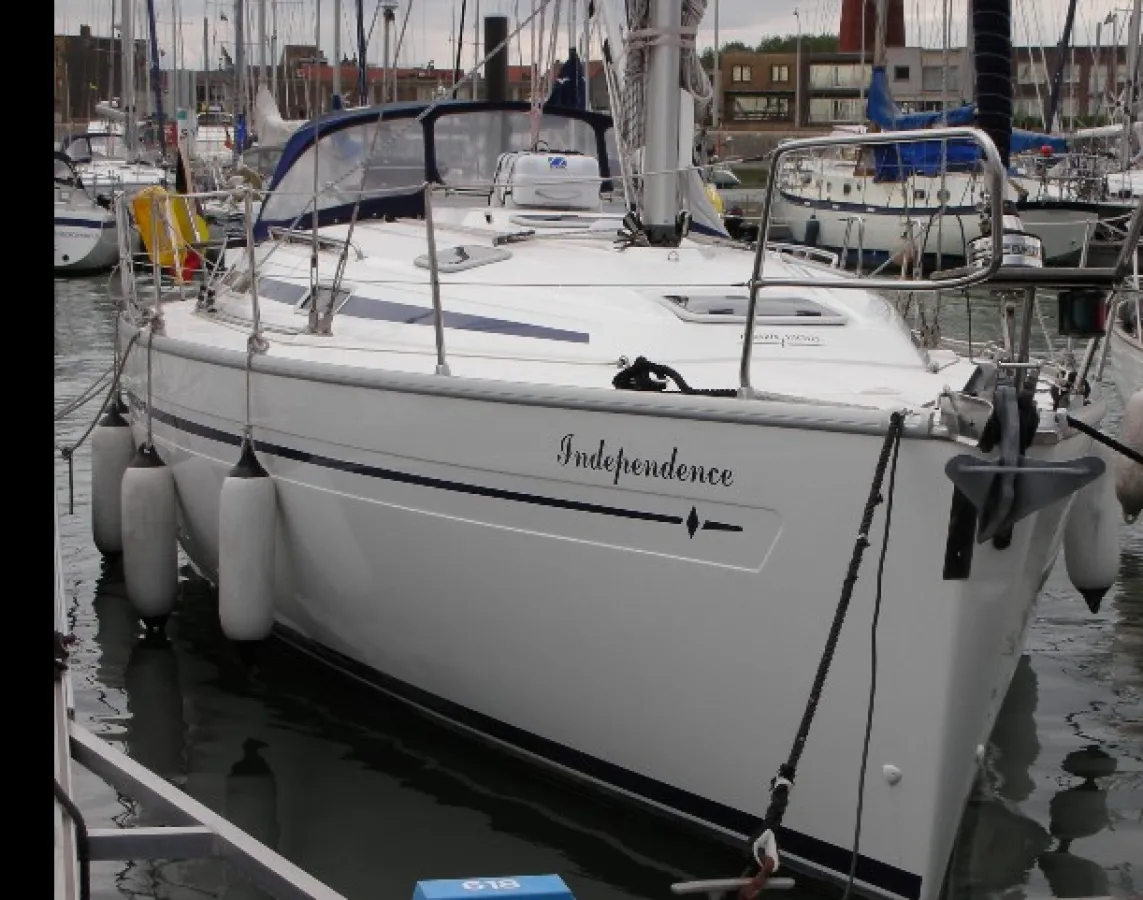 Polyester Sailboat Bavaria 38