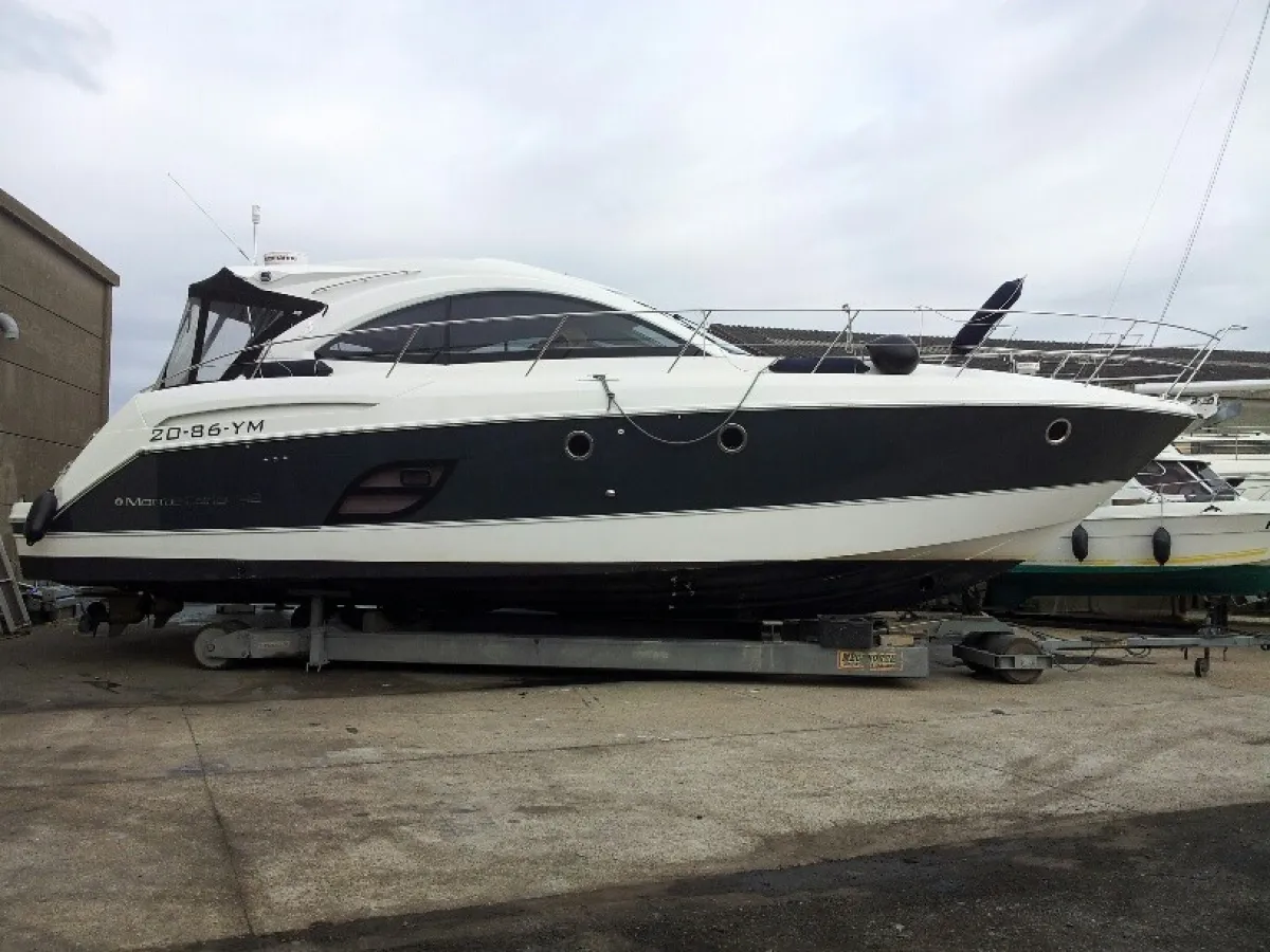 Polyester Motorboat Beneteau Monte Carlo 42