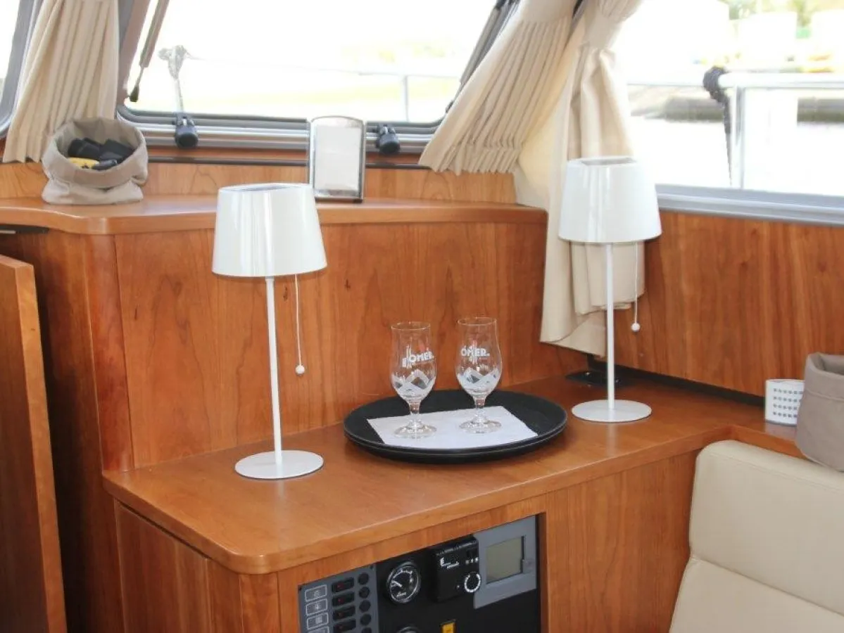 Steel Motorboat Linssen Grand Sturdy 30.9 AC