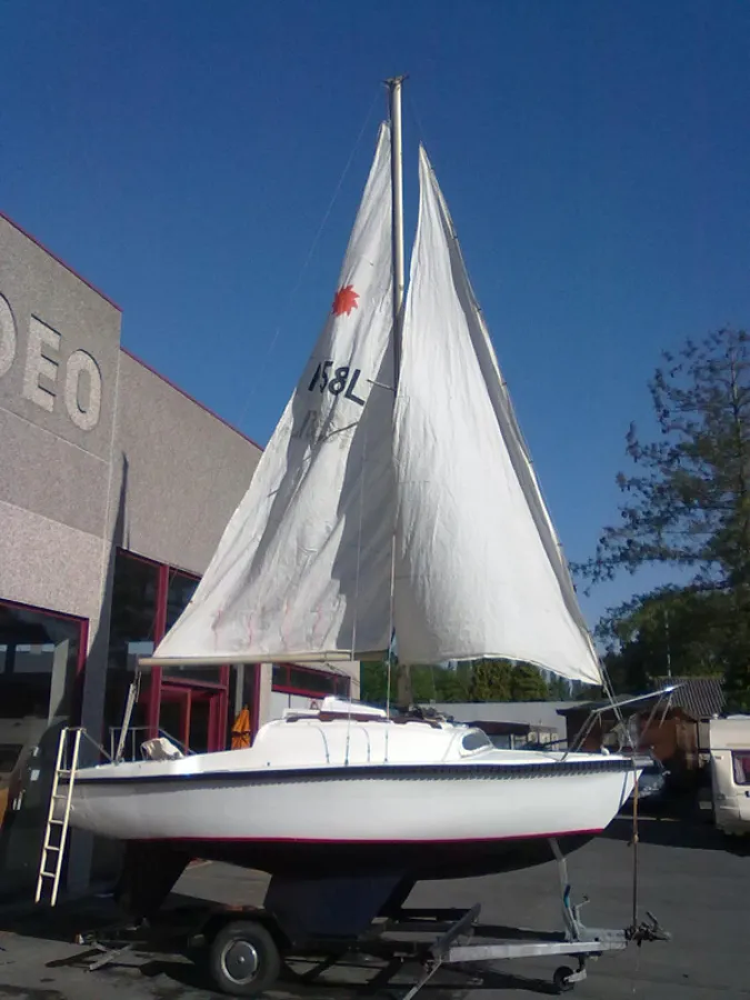 Polyester Sailboat Leisure M17