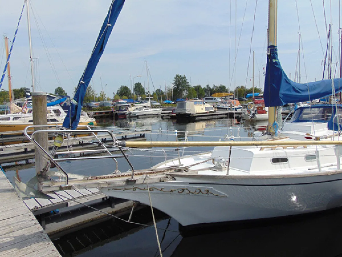 Polyester Sailboat Nantucket Clipper MKII