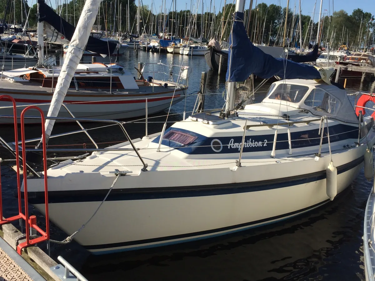 Polyester Sailboat Compromis 777