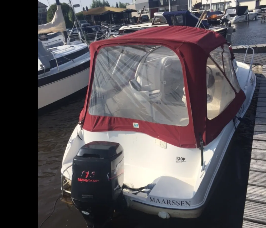 Polyester Speedboat Quicksilver 540 Cabin