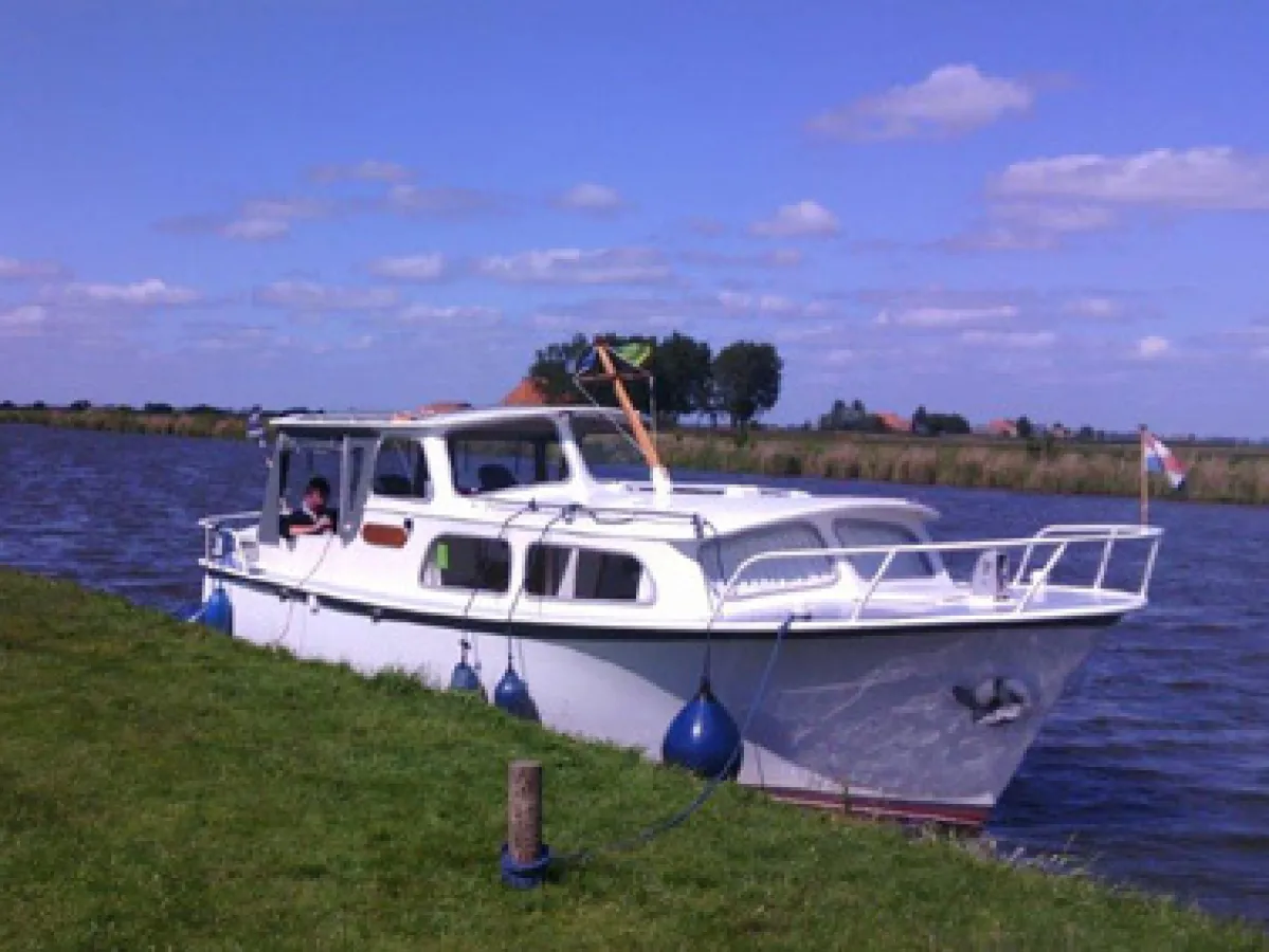 Steel Motorboat Van Der Werff 850 AK