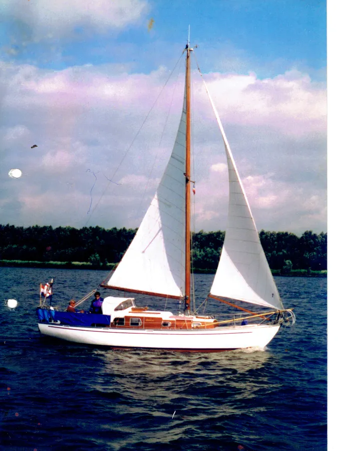 Steel Sailboat Trewes Commodore 31