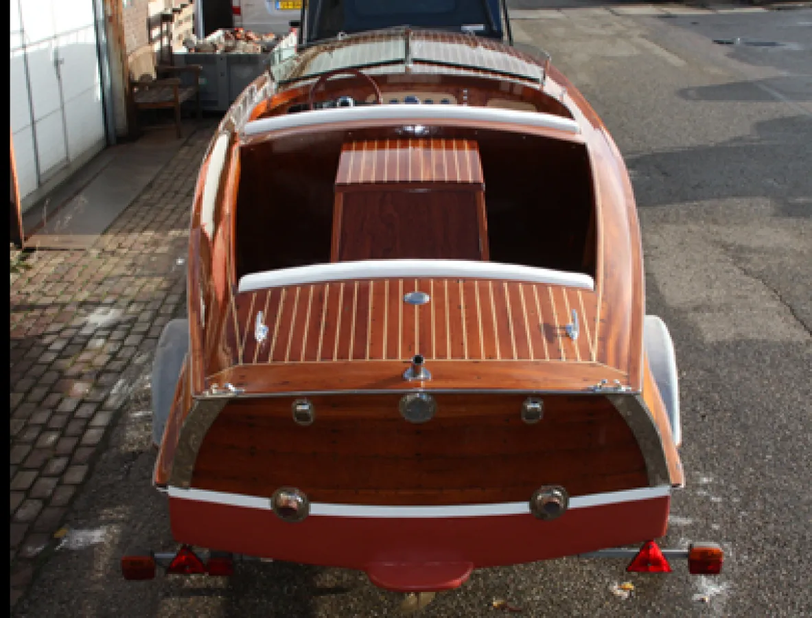 Wood Speedboat Chris Craft 