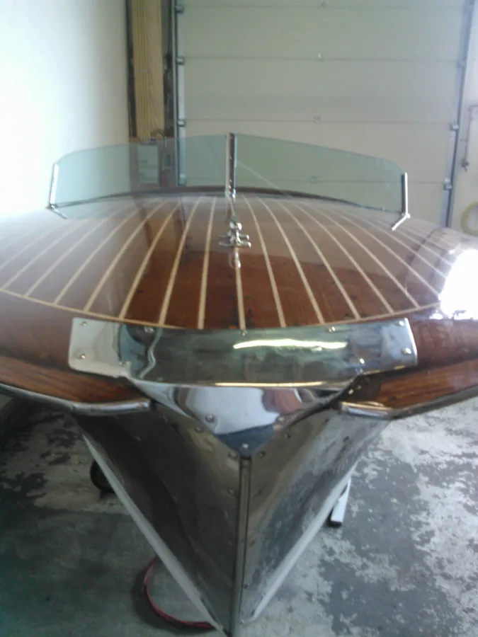 Wood Speedboat Chris Craft 