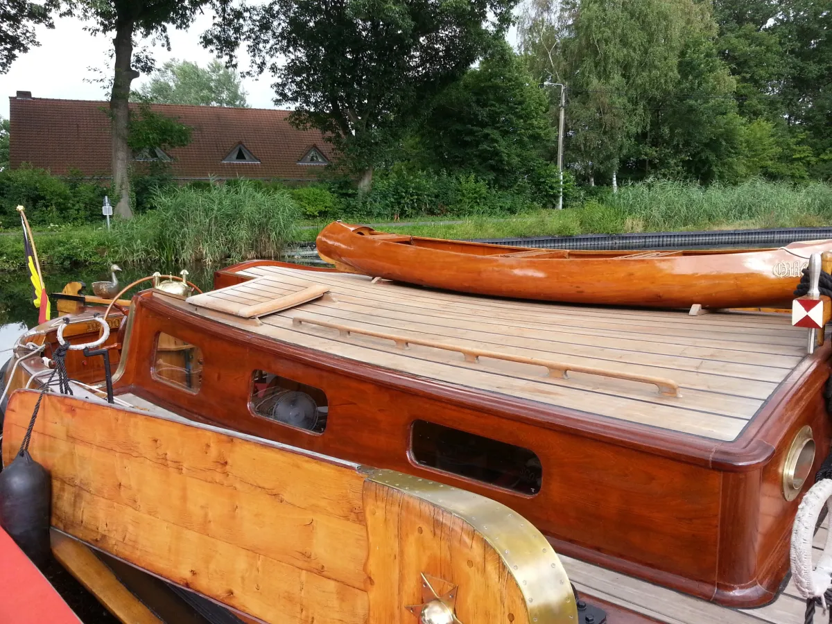 Wood Sailboat Botter 