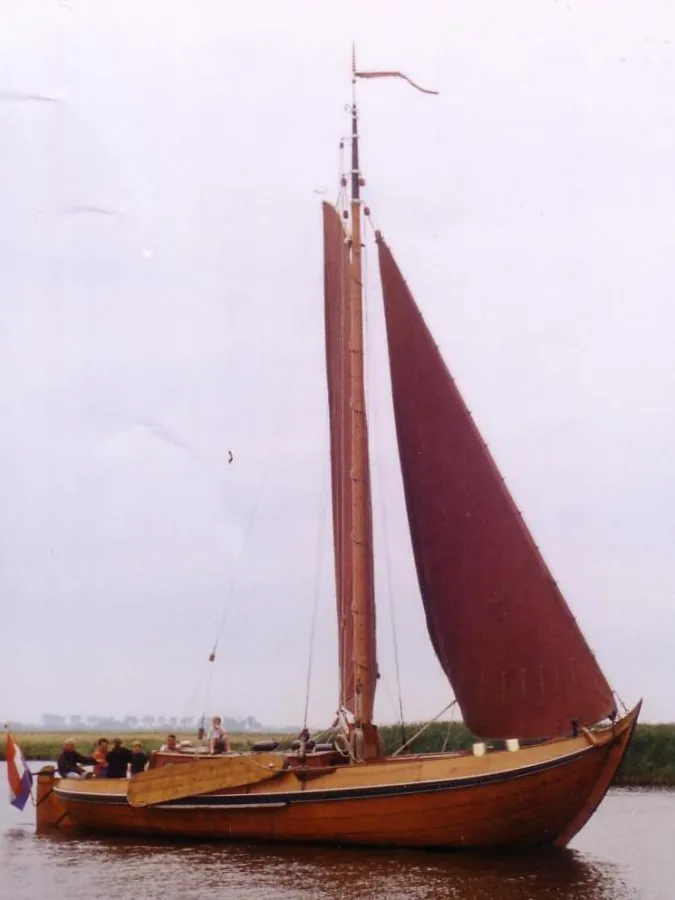 Wood Sailboat Botter 