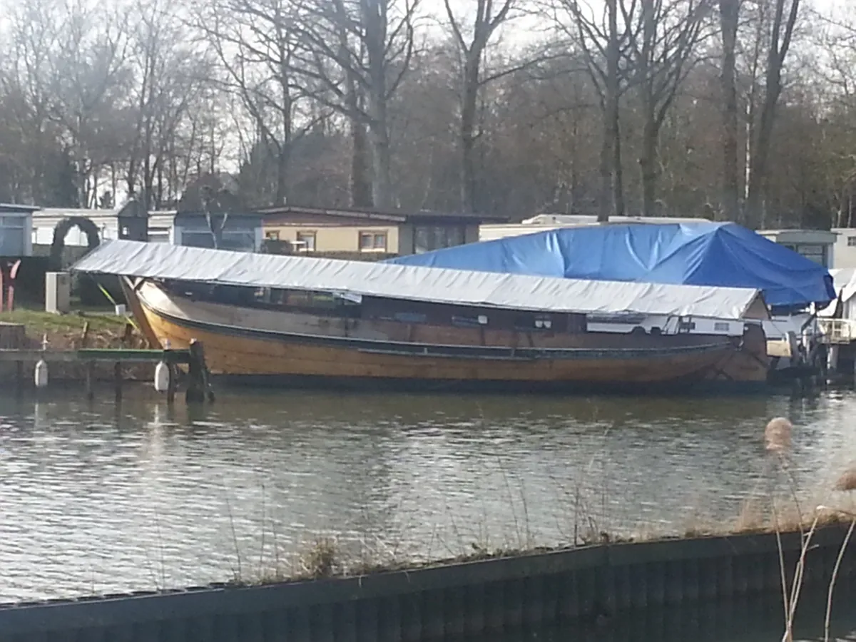 Wood Sailboat Botter 