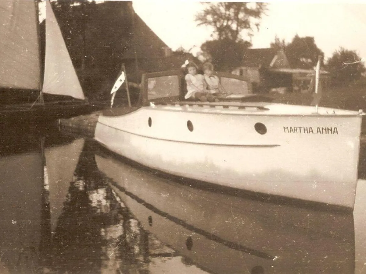 Wood Motorboat Bakdekker Varend Monument