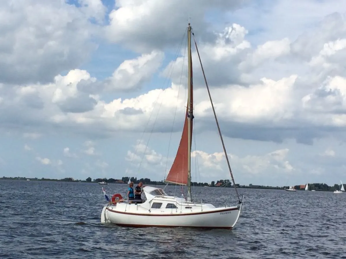 Polyester Sailboat Midget 26