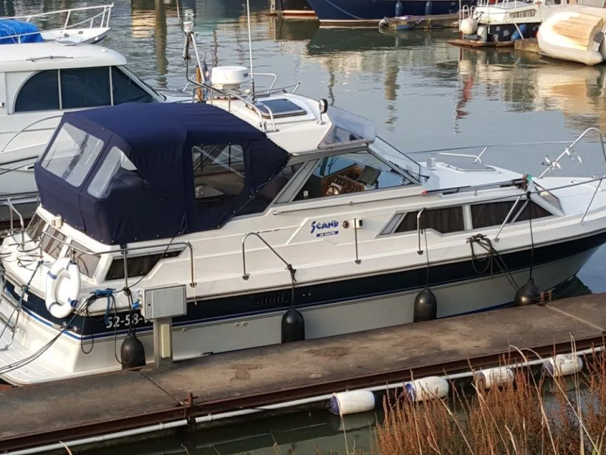 Polyester Motorboat Scand 29 Baltic