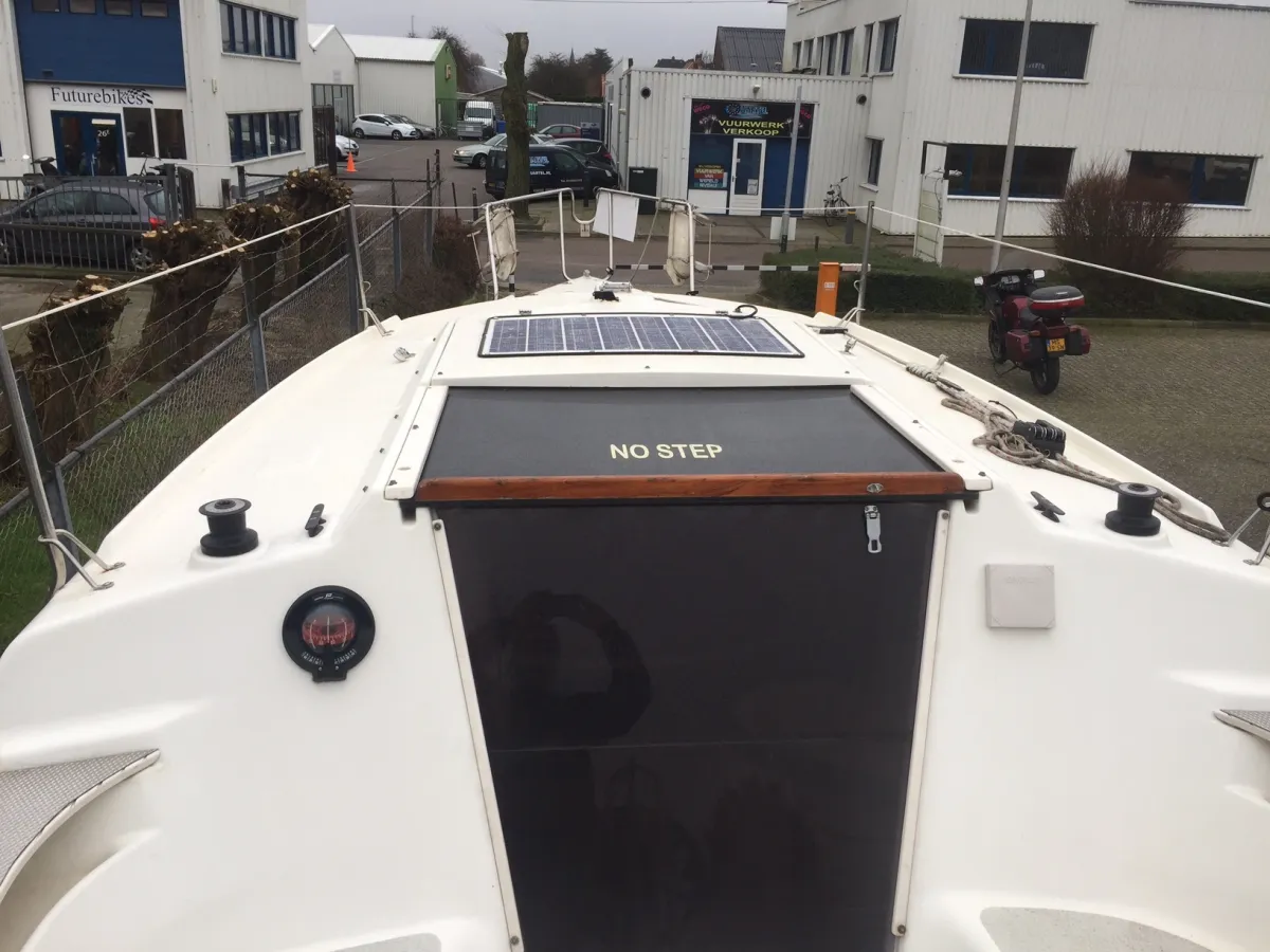 Polyester Sailboat Hunter 26