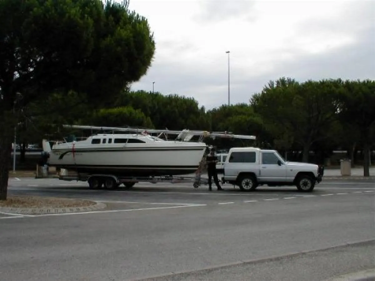 Polyester Sailboat Hunter 26