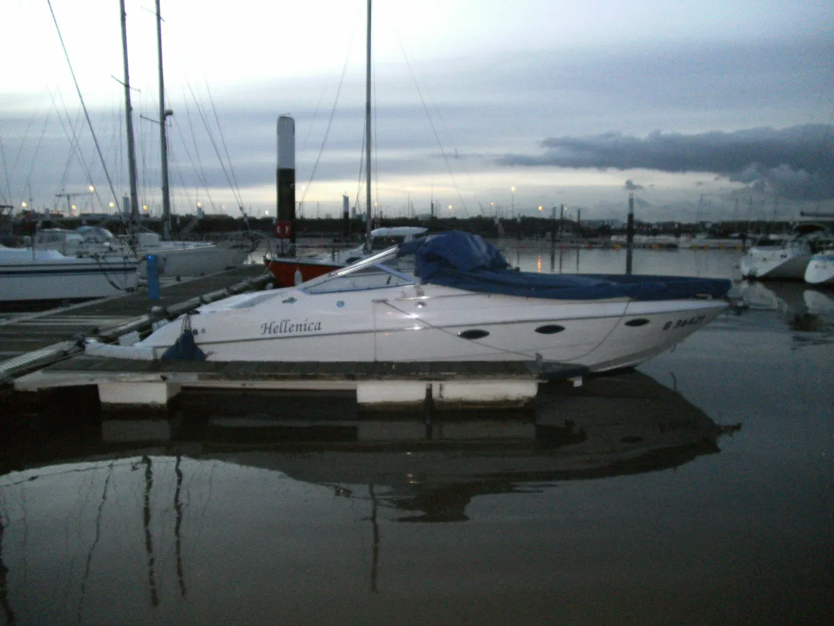 Polyester Motorboat Chris Craft concept 27