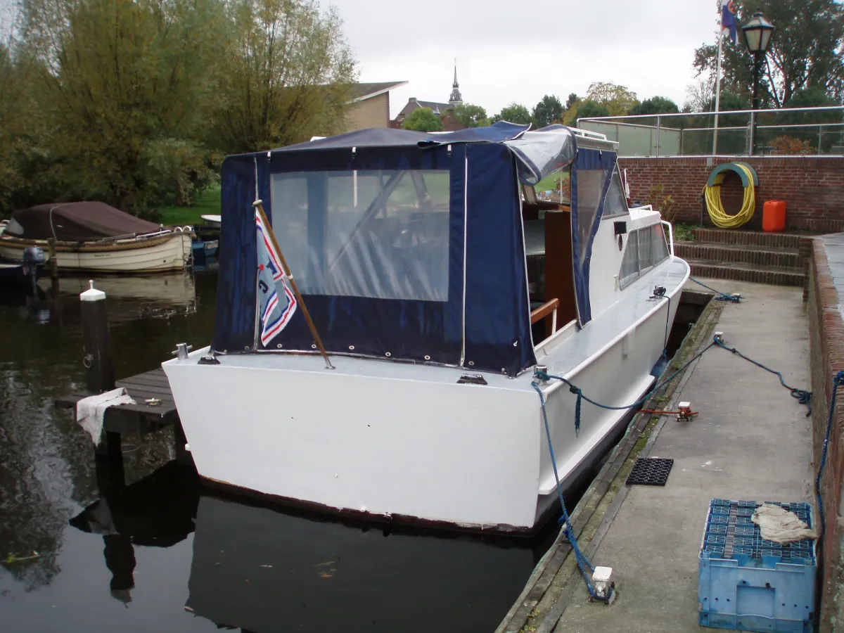 Steel Motorboat Polaris 