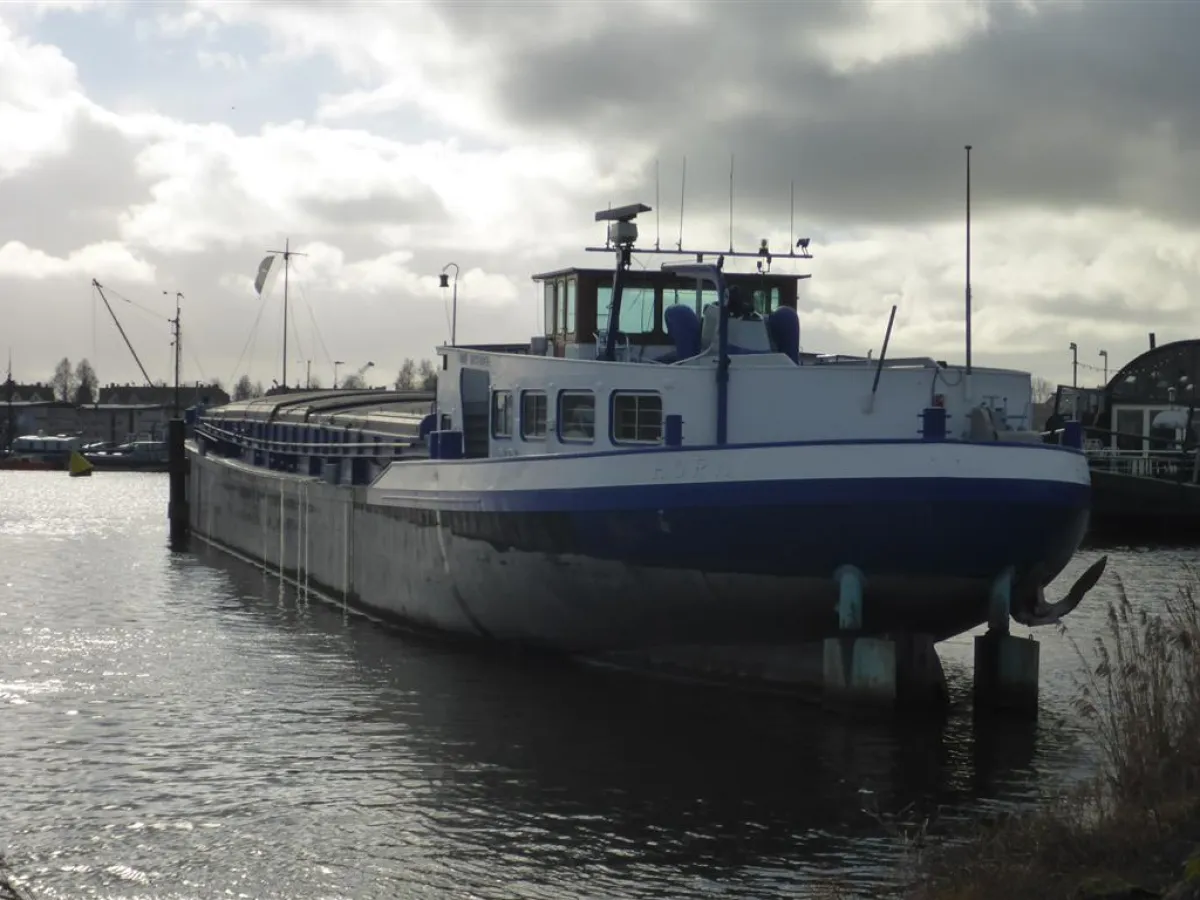 Steel Workboat Inland waterway vessel 67 M.