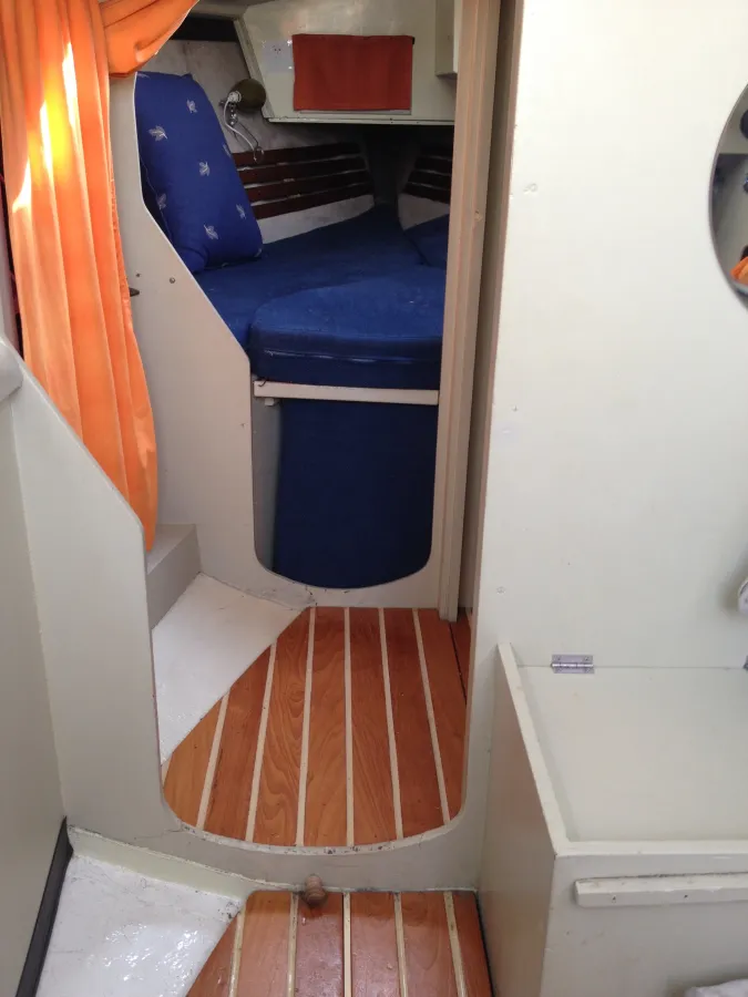 Polyester Sailboat Ecume De Mer 