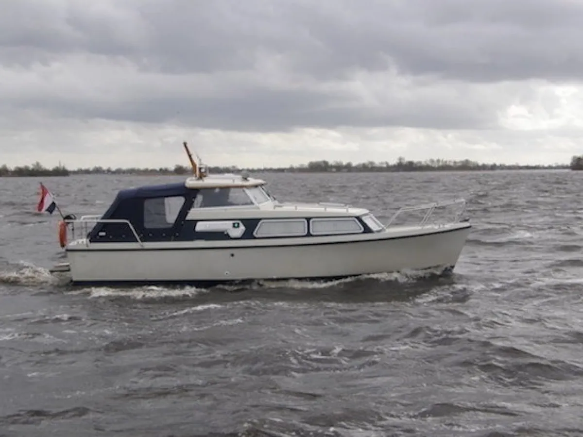 Polyester Motorboat Safir 24