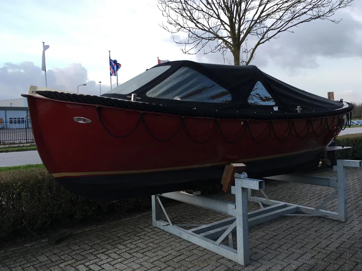 Polyester Sloop Antaris RB 18