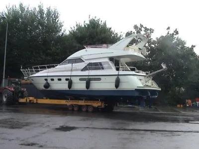 Polyester Motorboat Neptunus 141 Sedan Fly Photo 2