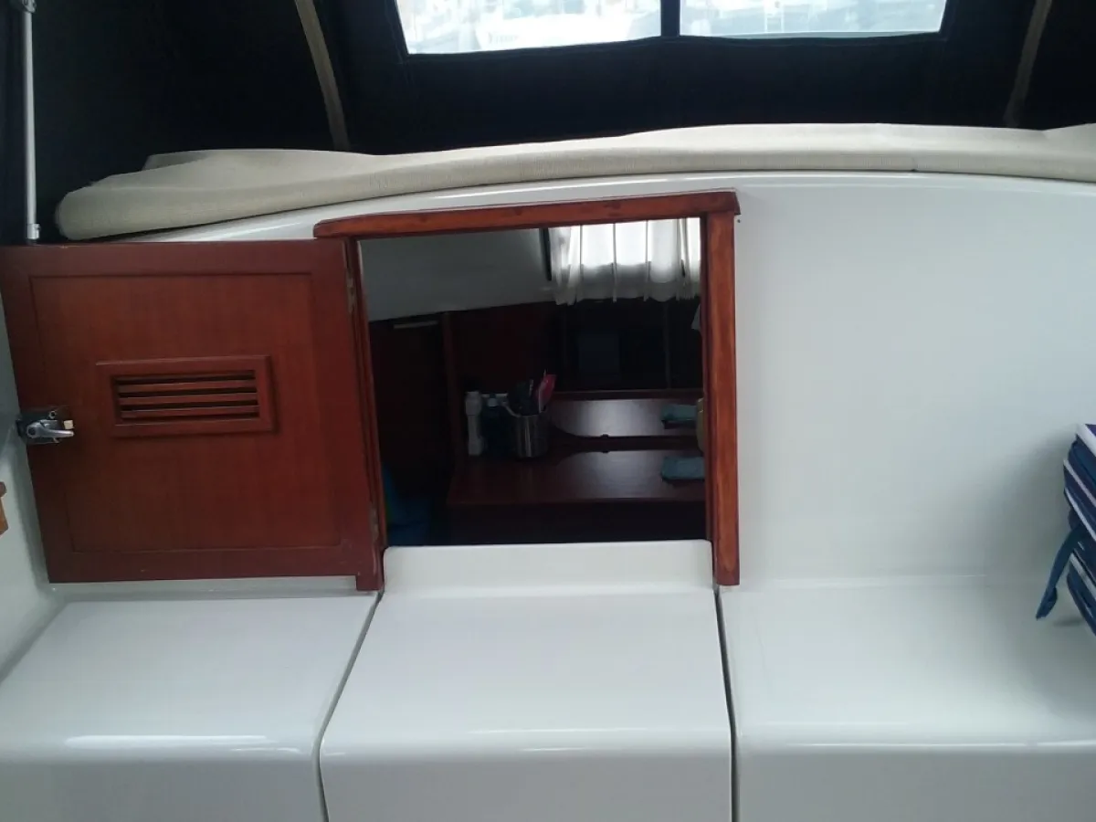 Polyester Bateau à moteur Amerglass 32