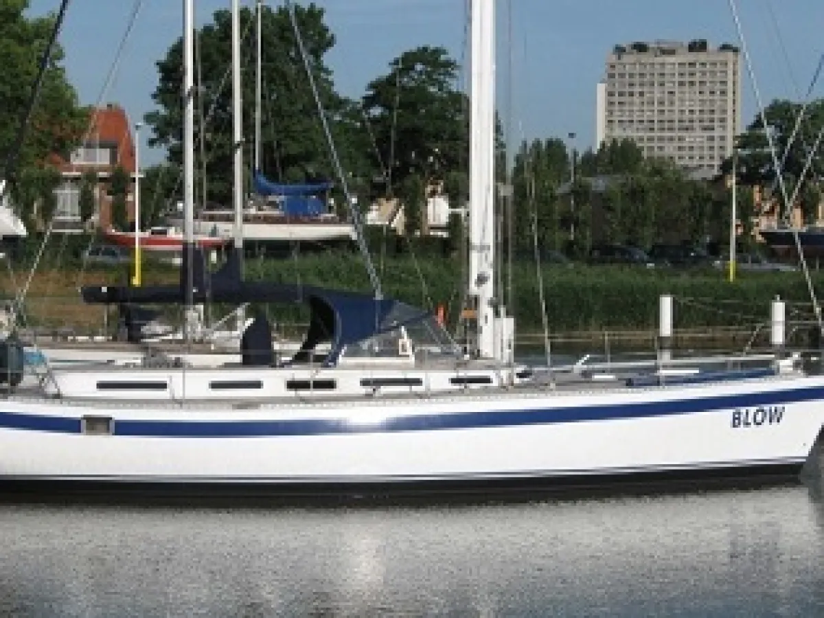 Polyester Sailboat Kalik 42