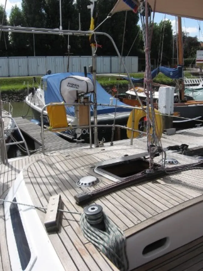 Polyester Sailboat Kalik 42