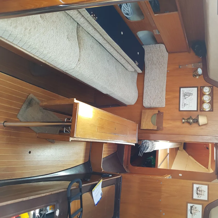 Polyester Sailboat Beneteau First 30