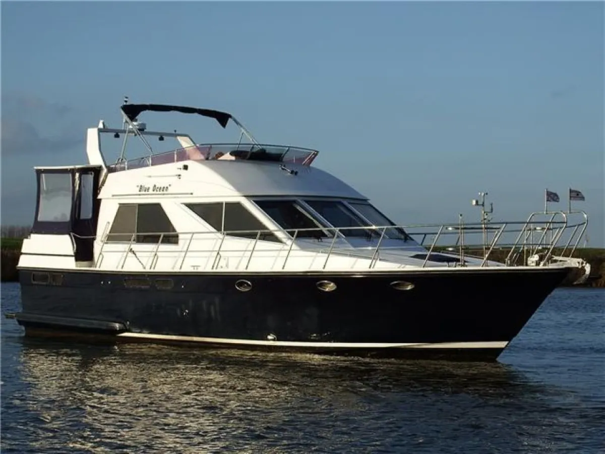 Polyester Motorboat Horizon 50 Taiwan