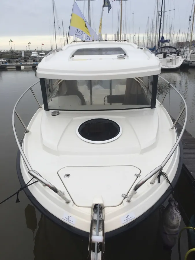 Polyester Motorboat Parker 660