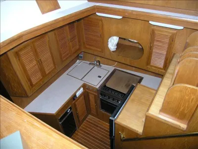 Polyester Motorboat Horizon 50 Taiwan Photo 18