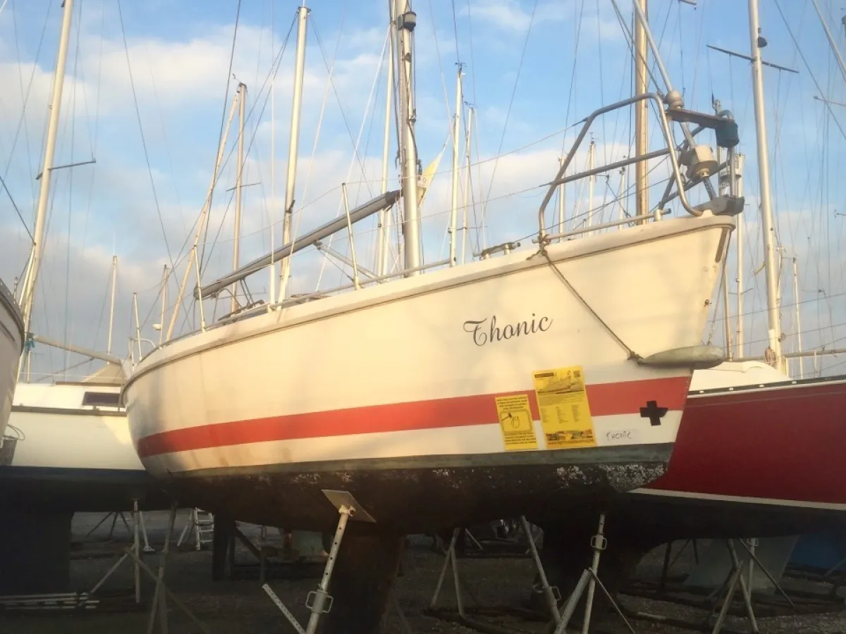 Polyester Sailboat Etap 28 I