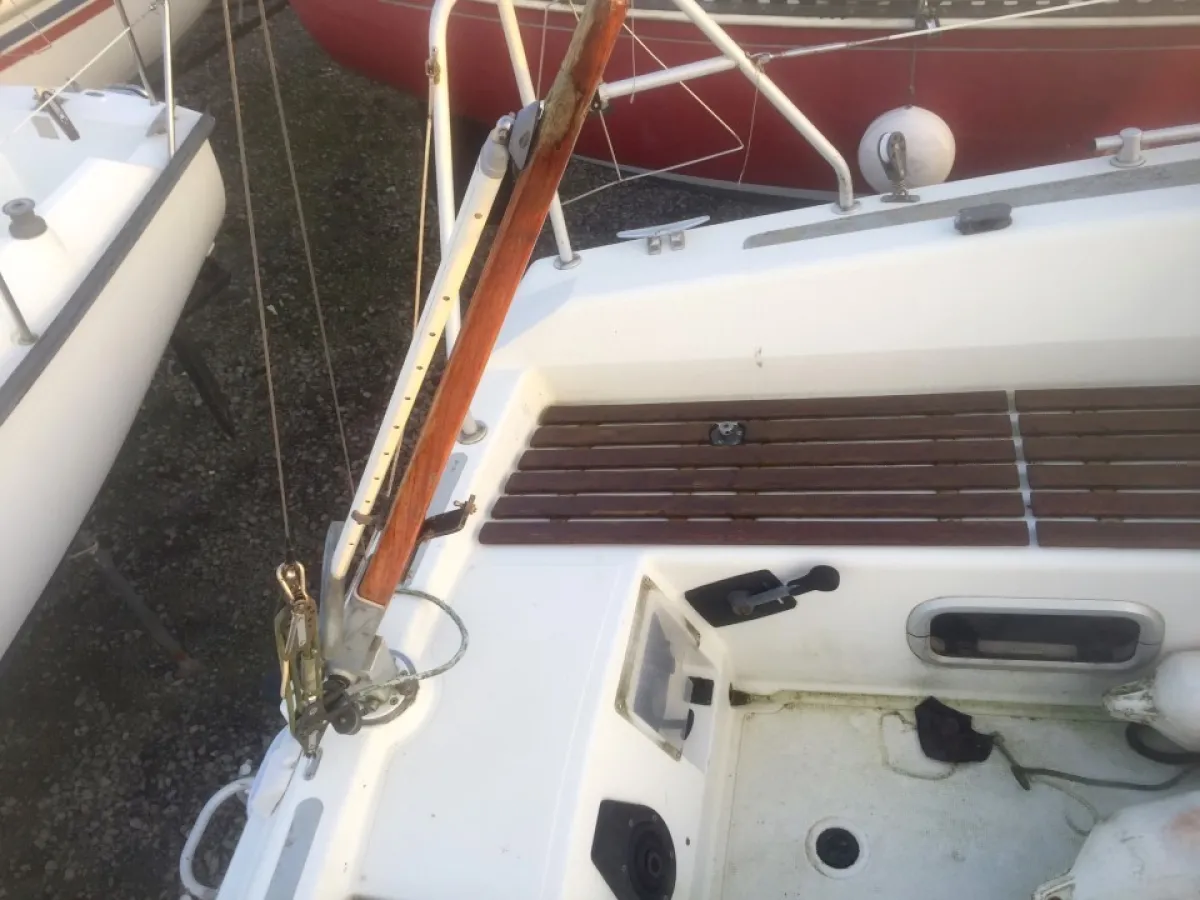 Polyester Sailboat Etap 28 I