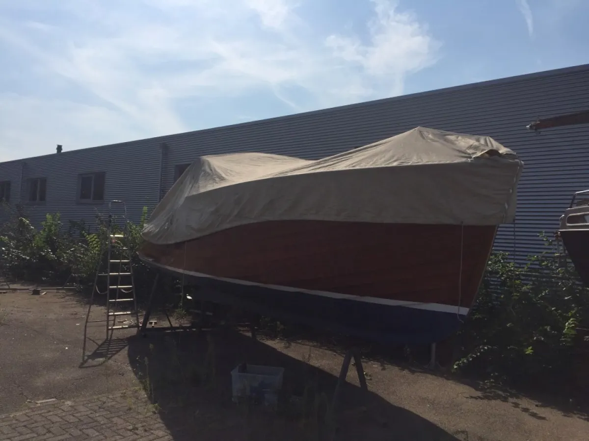 Wood Sailboat Blomberg 860