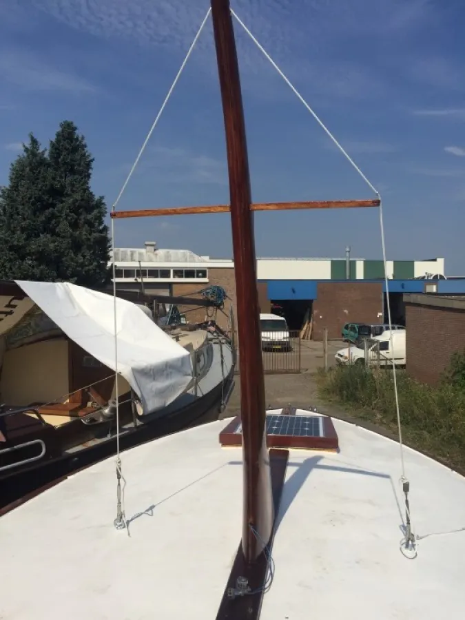 Wood Sailboat Blomberg 860