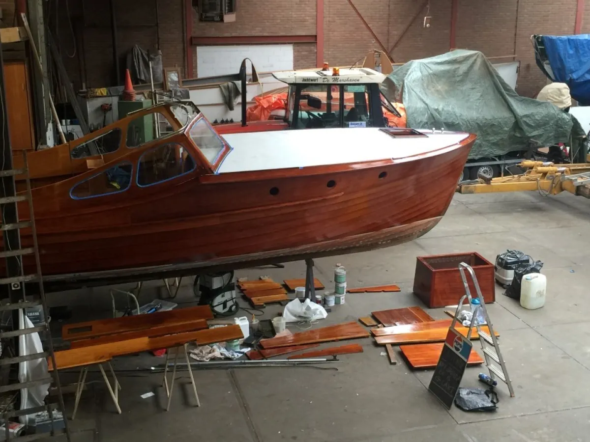 Wood Sailboat Blomberg 860