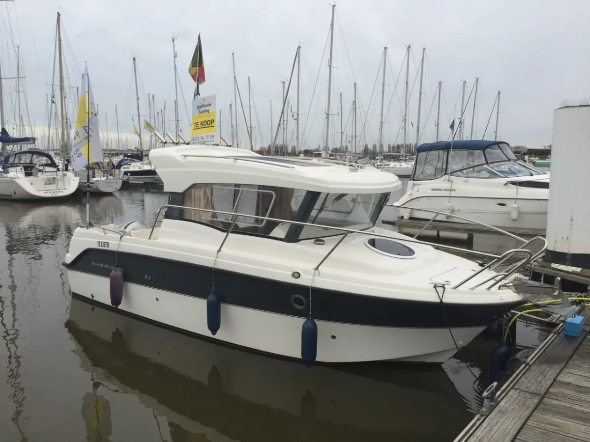 Polyester Motorboat Parker 660