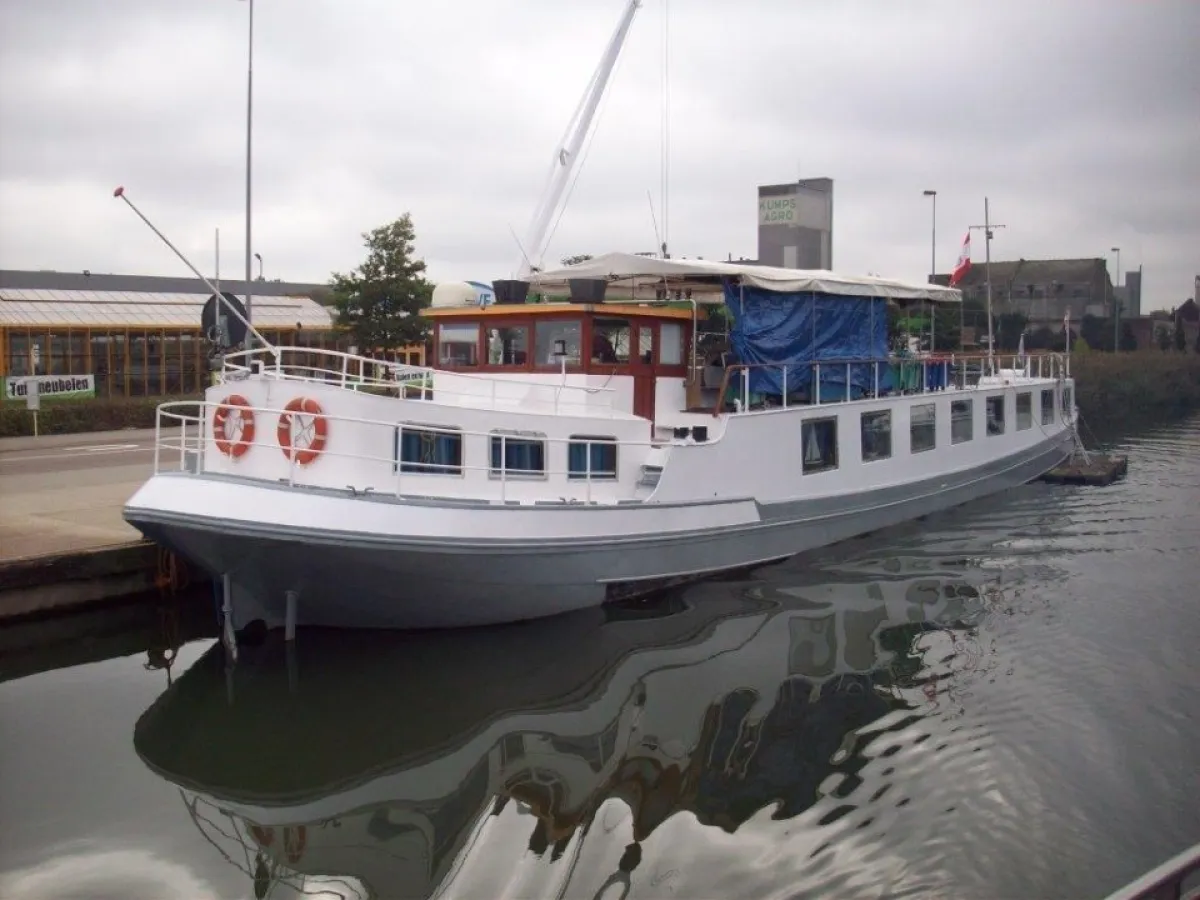 Steel Motorboat Motor cruiser 31 M.