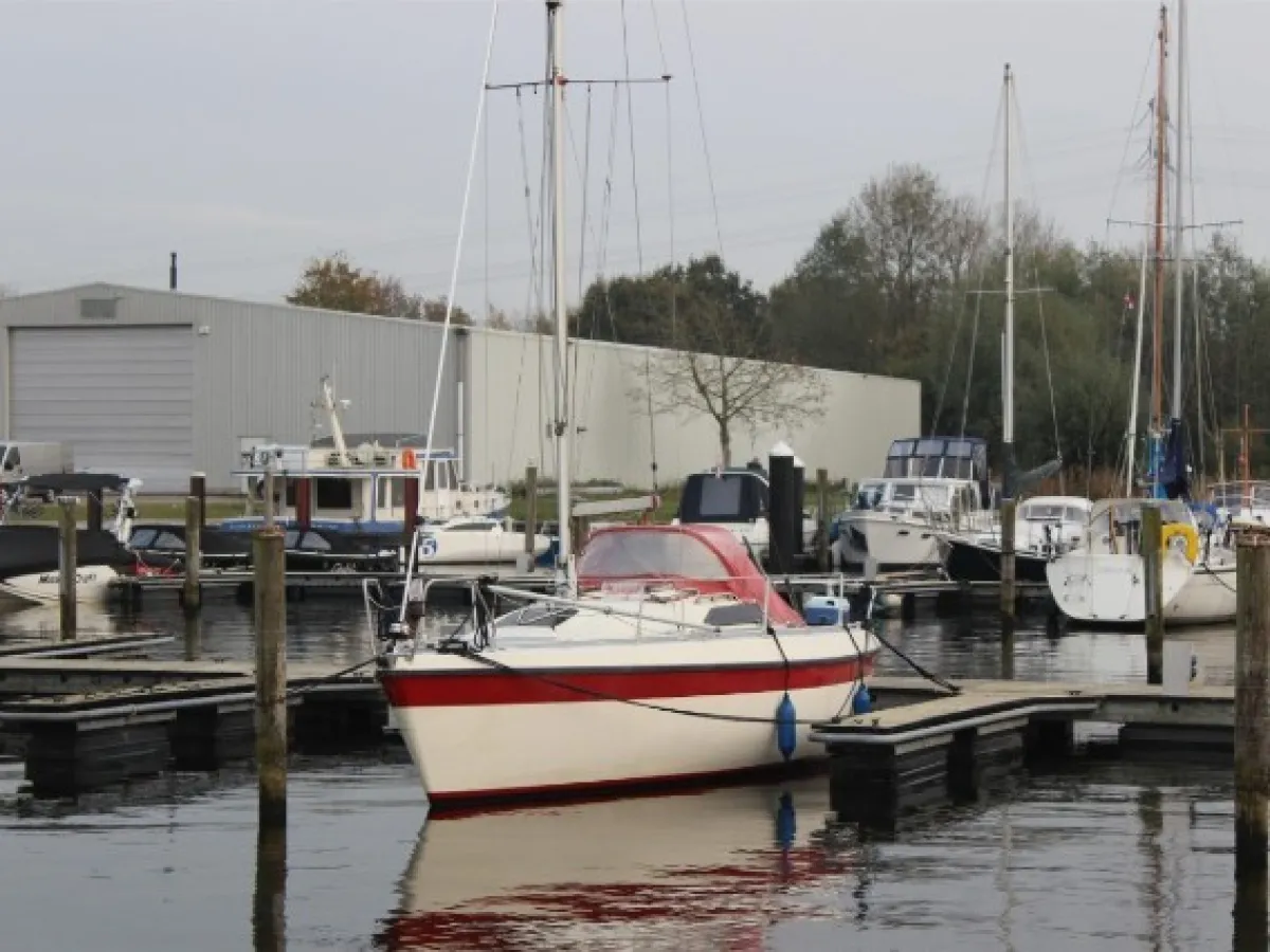 Polyester Sailboat Etap 23i