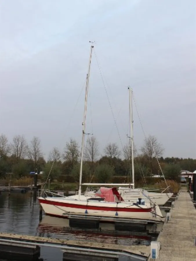 Polyester Sailboat Etap 23i