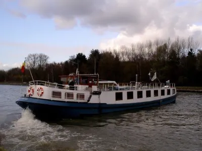 Steel Motorboat Motor cruiser 31 M. Photo 17